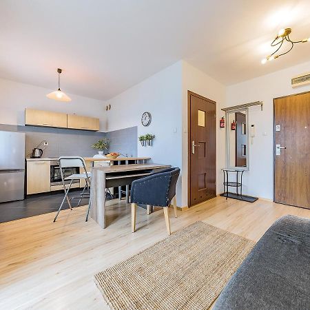 Apartament Z Balkonem I Bezplatnym Parkingiem Gdańsk Exterior foto