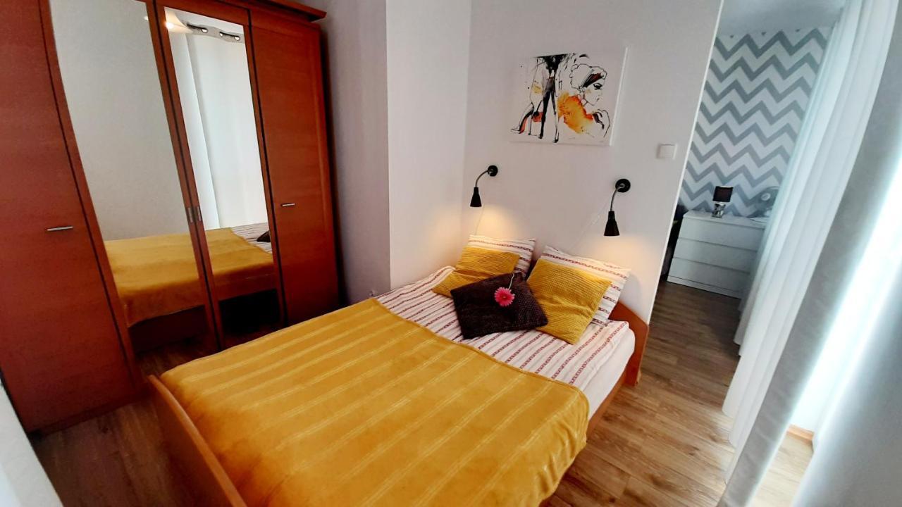 Apartament Z Balkonem I Bezplatnym Parkingiem Gdańsk Exterior foto