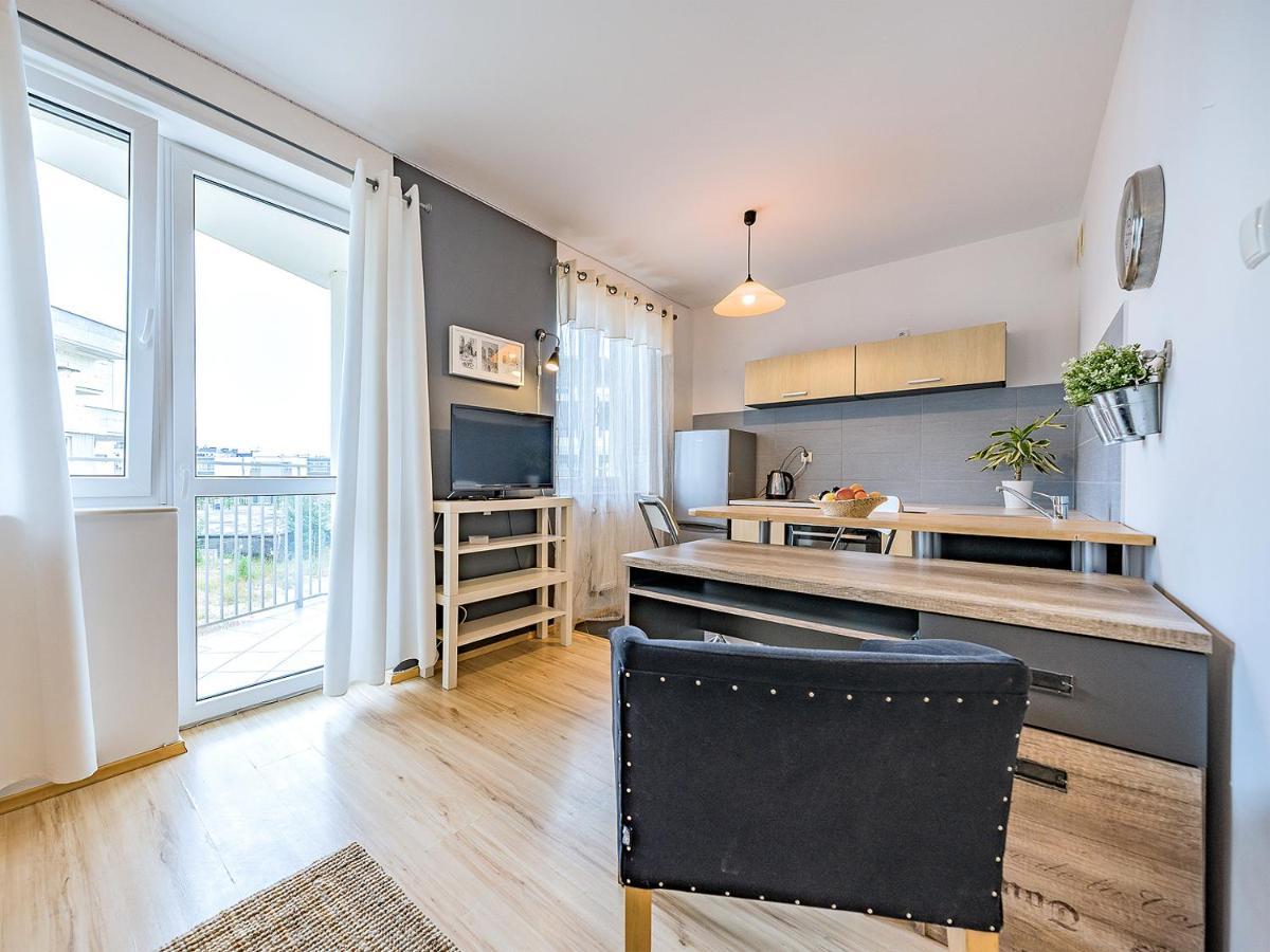 Apartament Z Balkonem I Bezplatnym Parkingiem Gdańsk Exterior foto